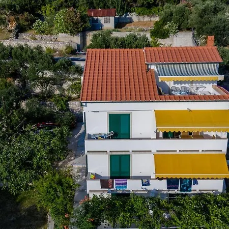 Apartman House Niva *