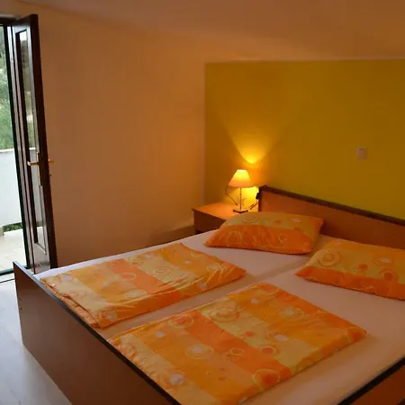 House Niva *